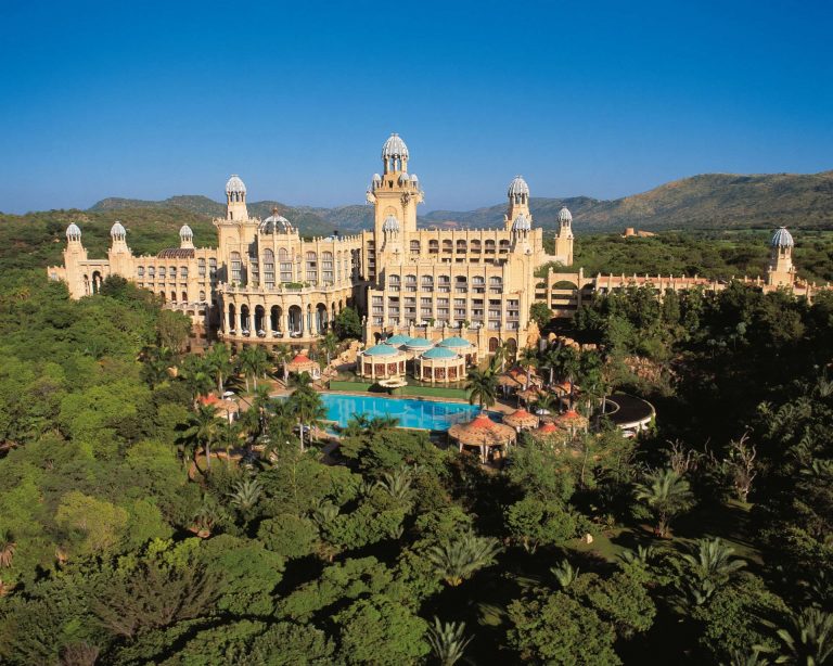 Suedafrika Sun City The Palace Hotel Pool